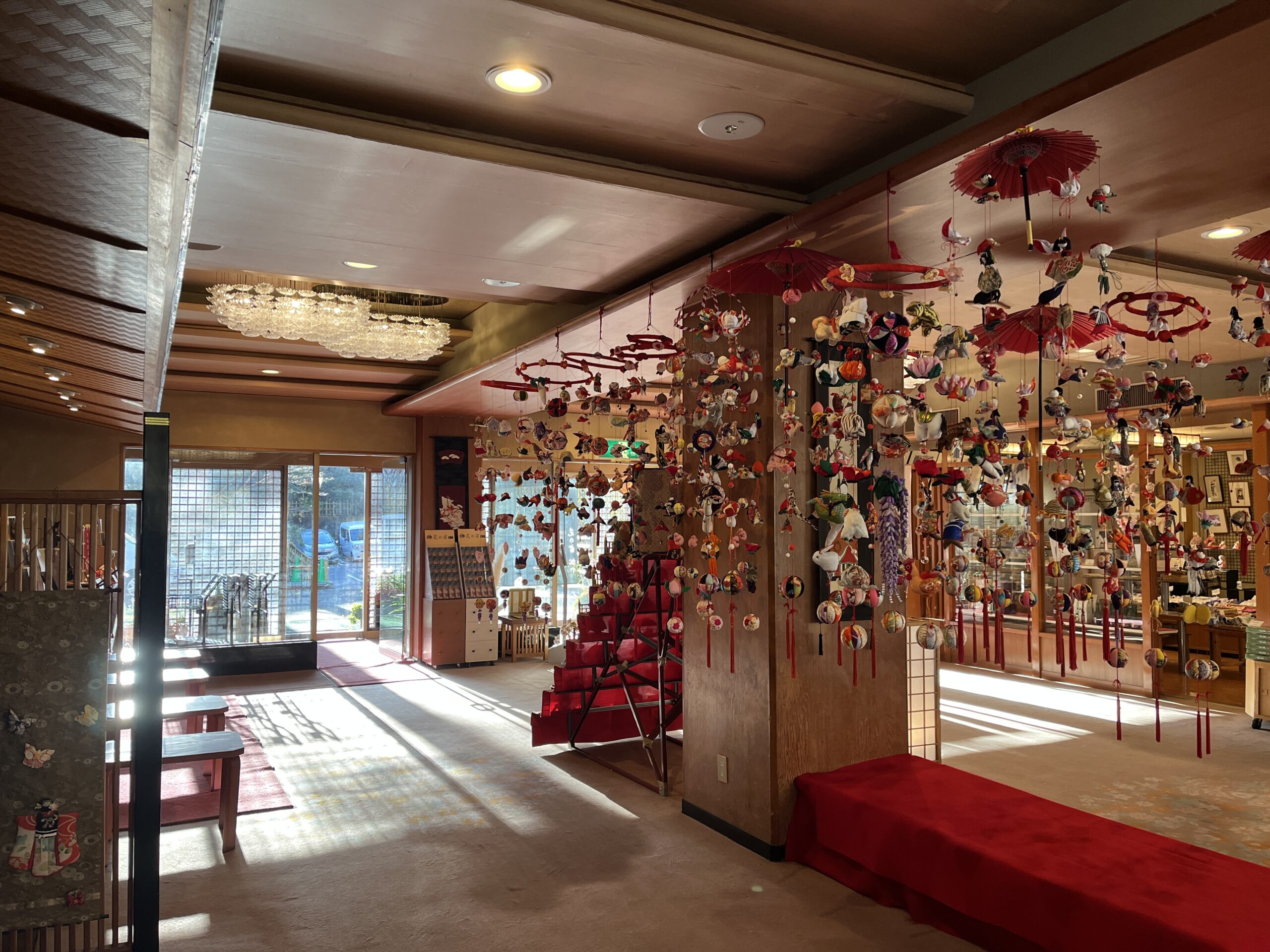 hana-no-yado-entry-decor